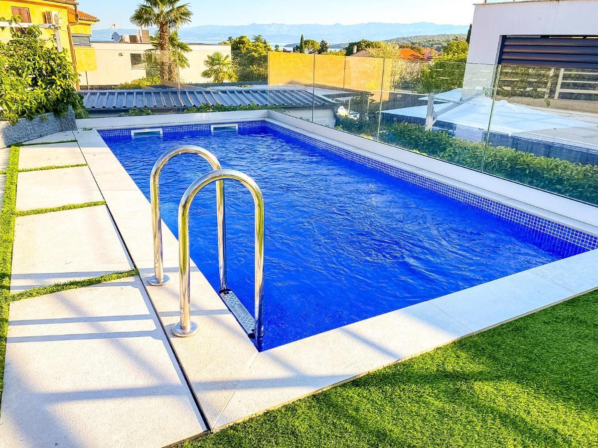 Villa Mirno More Apartments Малинска Екстериор снимка