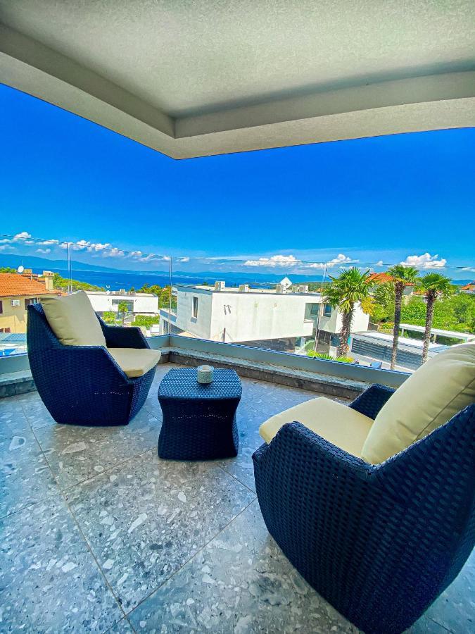 Villa Mirno More Apartments Малинска Екстериор снимка