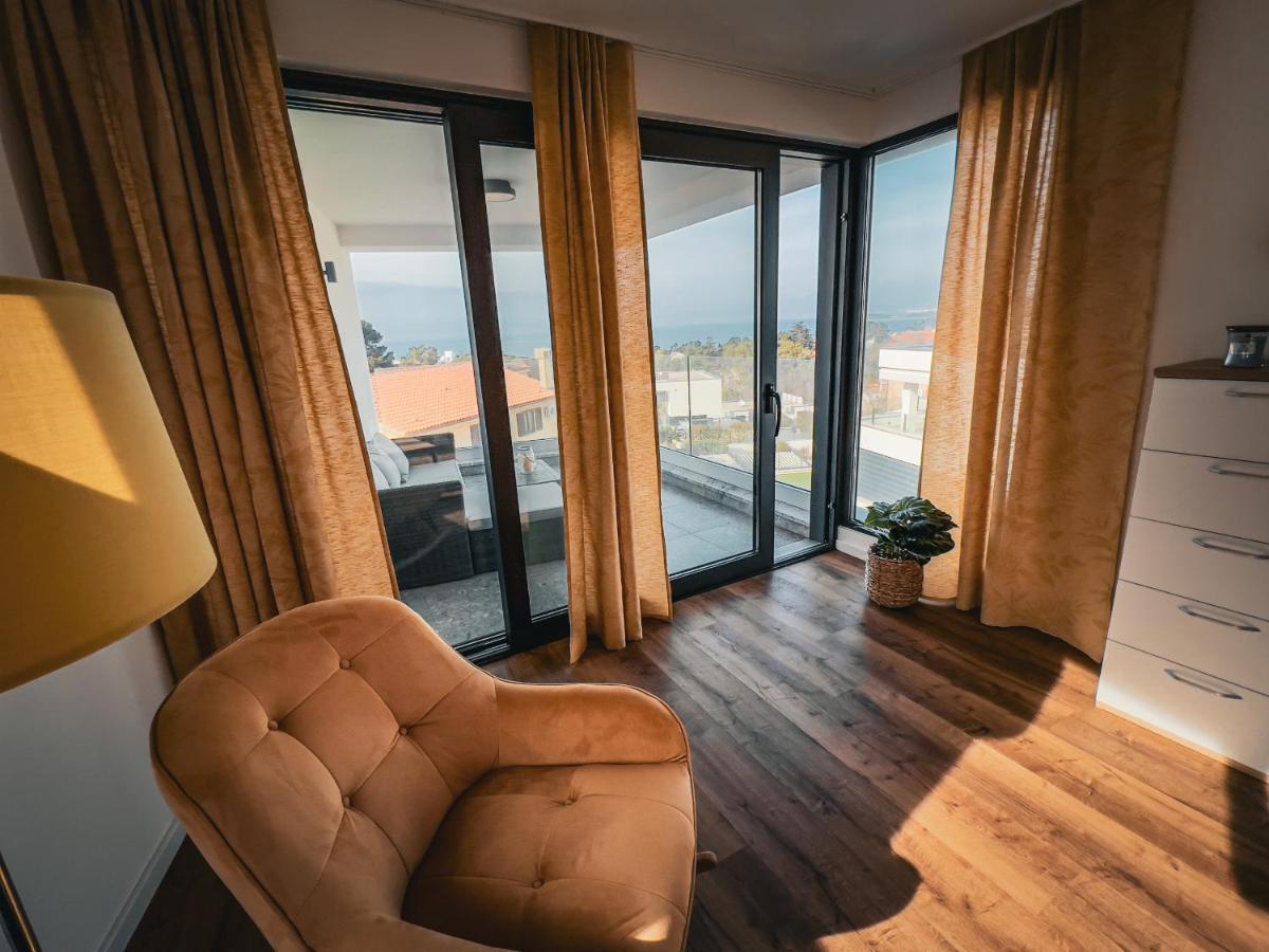 Villa Mirno More Apartments Малинска Екстериор снимка